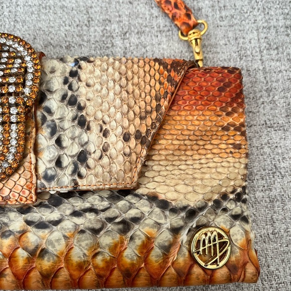 Massimo Dogana clutch, purse, handbag for special occasion evening bag. - Picture 5 of 14